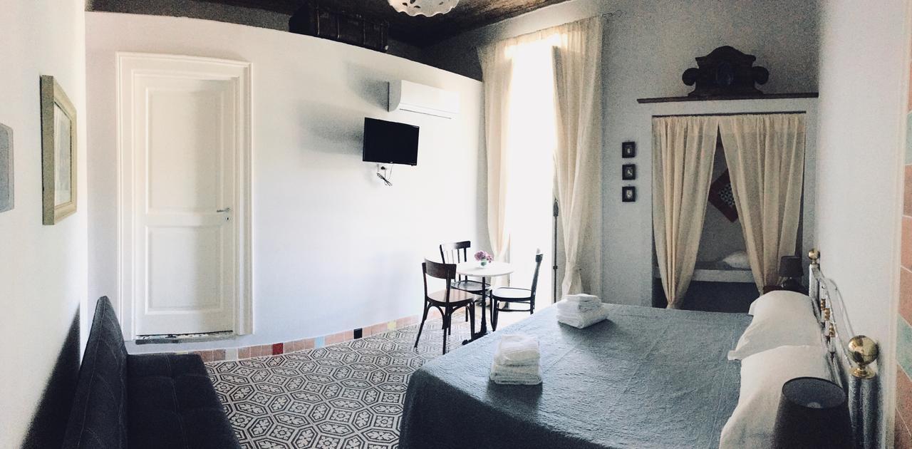 Borgo Civico 10 Hotel Cava deʼ Tirreni Exterior foto